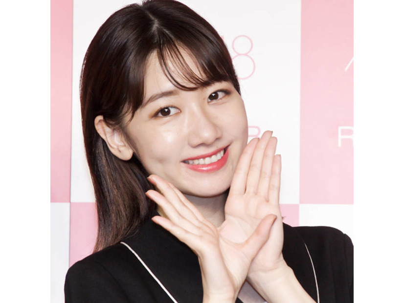 柏木由紀「大人っぽくする時は…」愛用チーク＆色選びのこだわり明かす