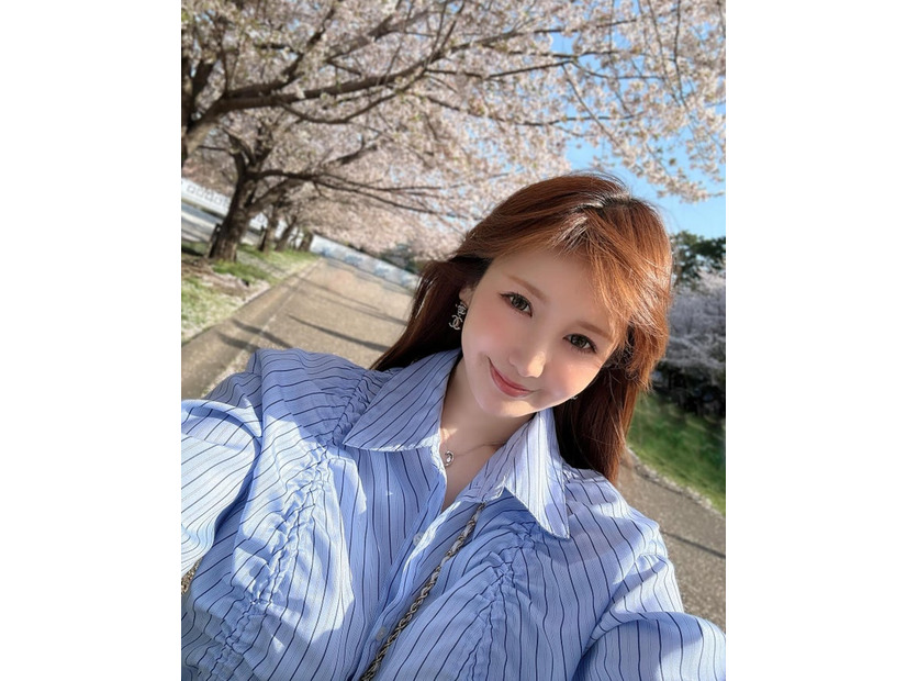 桃華絵里Instagramより