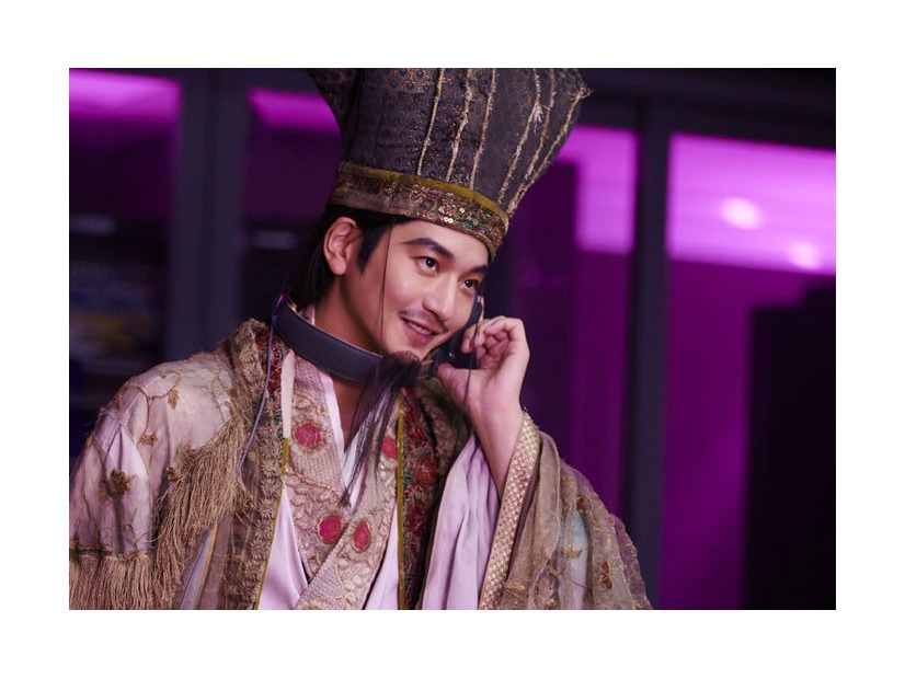 向井理「パリピ孔明 THE MOVIE」（C）四葉夕ト・小川亮／講談社　（C）2025 「パリピ孔明 THE MOVIE」製作委員会