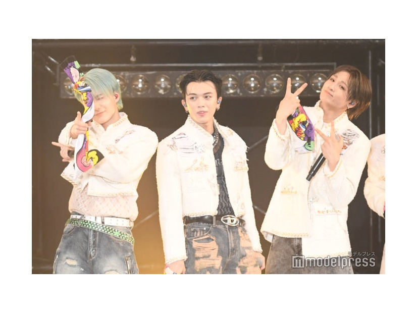 DXTEEN（C）モデルプレス