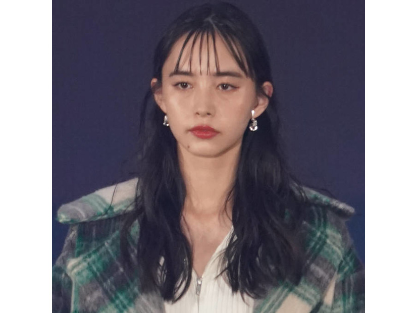 井桁弘恵、髪を30cm以上ばっさりカット！大胆イメチェンSHOTに絶賛の声「可愛すぎる！」「破壊力バツグン」