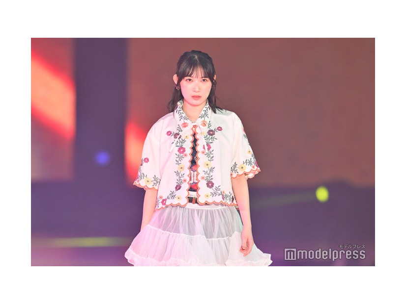 八木仁愛（C）モデルプレス