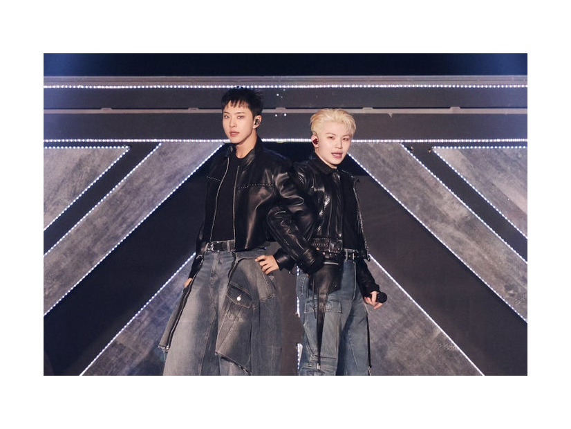 HOSHI、WOOZI／SEVENTEEN（P）＆（C）PLEDIS Entertainment