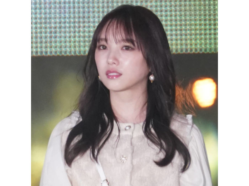 「大人の色気」与田祐希、ヘルシーな肌見せキャミワンピSHOTに反響「綺麗すぎるし、可愛すぎる」