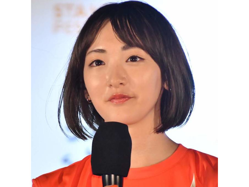 生駒里奈、“同い年の後輩”吉田綾乃クリスティーとの笑顔SHOTに反響「素敵なお写真」「エモい」