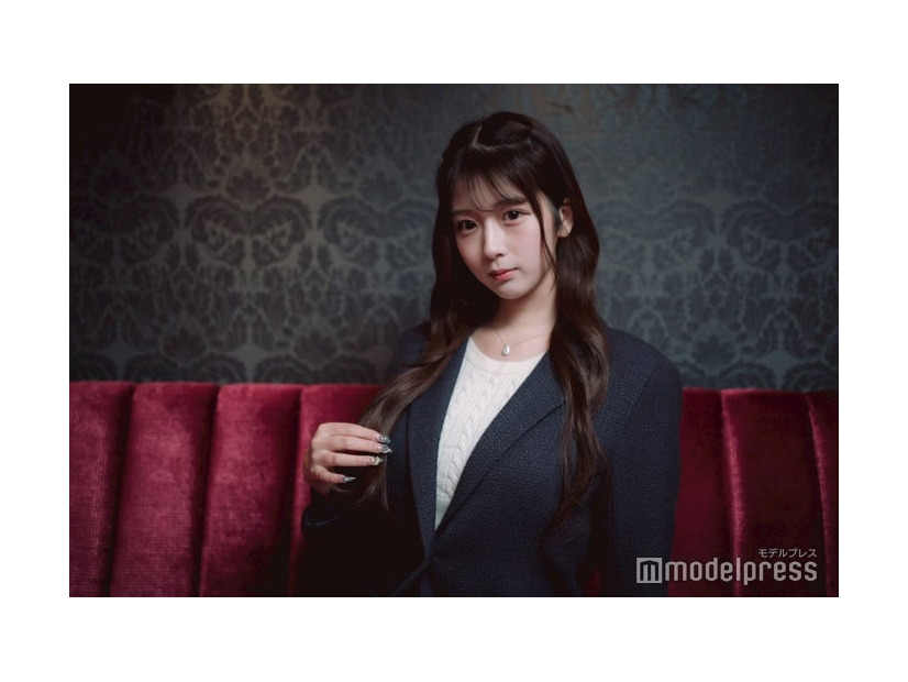 モデルプレスのインタビューに応じたねおまる「POSEIDON CLUB SHINJUKU」（C）モデルプレス