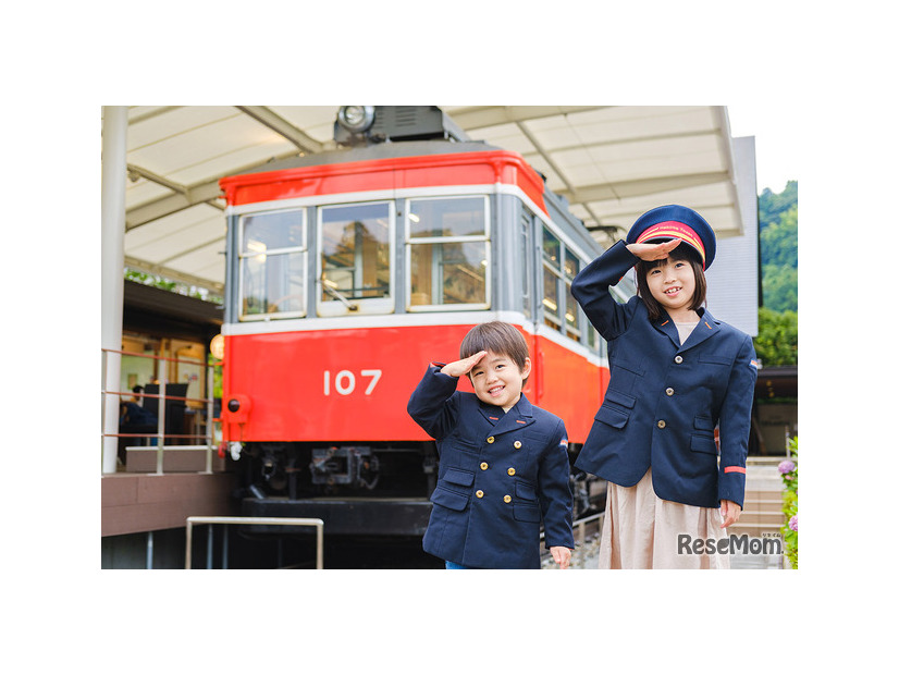 箱根登山電車の車掌さん