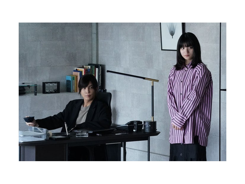 岩田剛典、蒔田彩珠「DOCTOR PRICE」（C）ytv