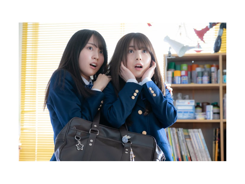 賀喜遥香、筒井あやめ（C）「量産型ルカ」製作委員会