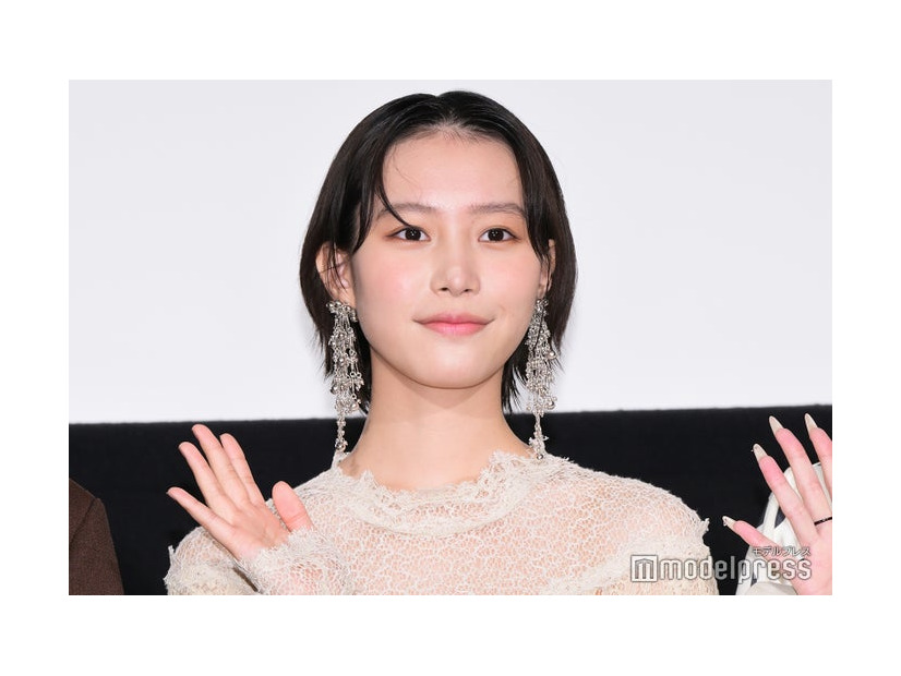 映画「愛されなくても別に」公開記念舞台挨拶に出席した南沙良（C）モデルプレス