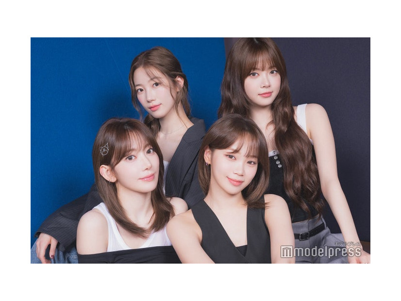 LE SSERAFIM／（左上から時計回りに）KAZUHA（カズハ）、HONG EUNCHAE（ホン・ウンチェ）、KIM CHAEWON（キム・チェウォン）、SAKURA（サクラ）※HUH YUNJIN（ホ・ユンジン）は不在（C）モデルプレス