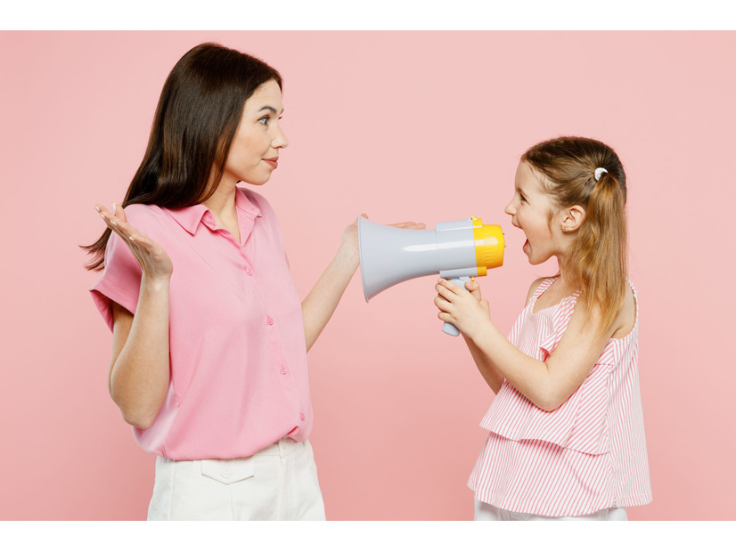 「褒めて育てたはずなのに、なにかがおかしい」反抗期の娘に感じた、“褒め育て”の意外な副作用