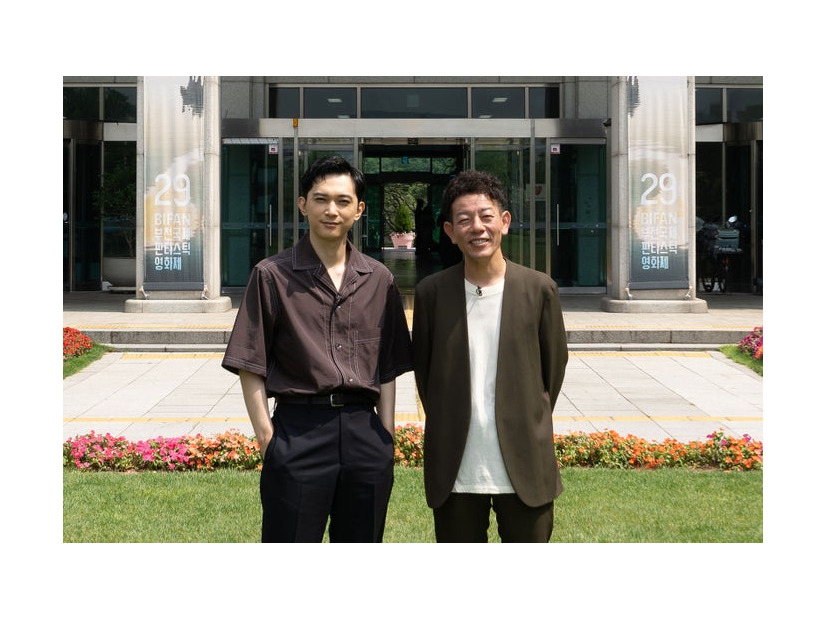 吉沢亮、浜崎慎治監督「第29回 富川国際ファンタスティック映画祭」（C）2025「ババンババンバンバンパイア」製作委員会（C）奥嶋ひろまさ（秋田書店）2022