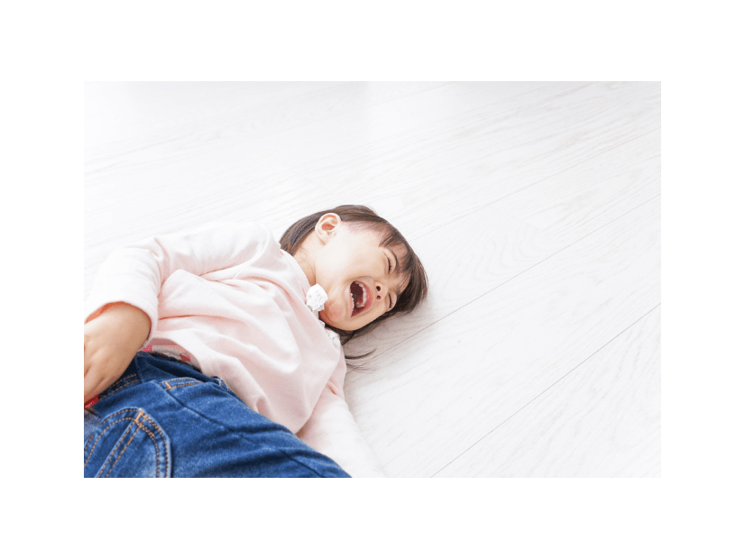 庭で遊んでいた4歳の孫　転んで泣き出した瞬間⇒祖父母の”優しい対応”に「また来る！」