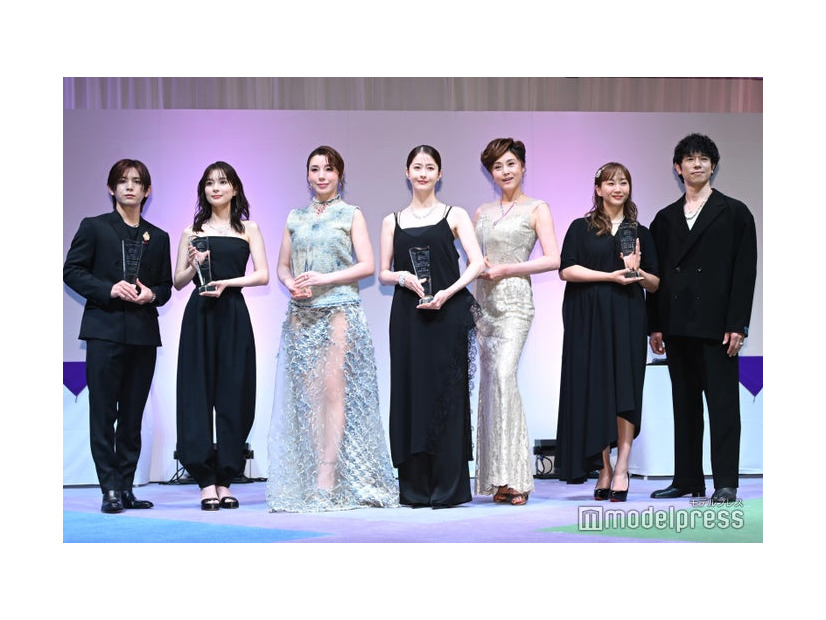 山田涼介、芳根京子、仲里依紗、松本若菜、藤原紀香、藤本美貴、庄司智春（C）モデルプレス