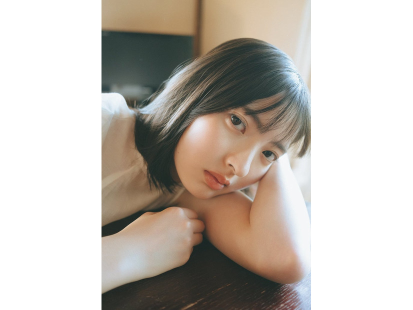 「B.L.T.2025年10月号」ローソンエンタテインメント購入特典ポストカード【山田桃実 （櫻坂46）】（提供写真）