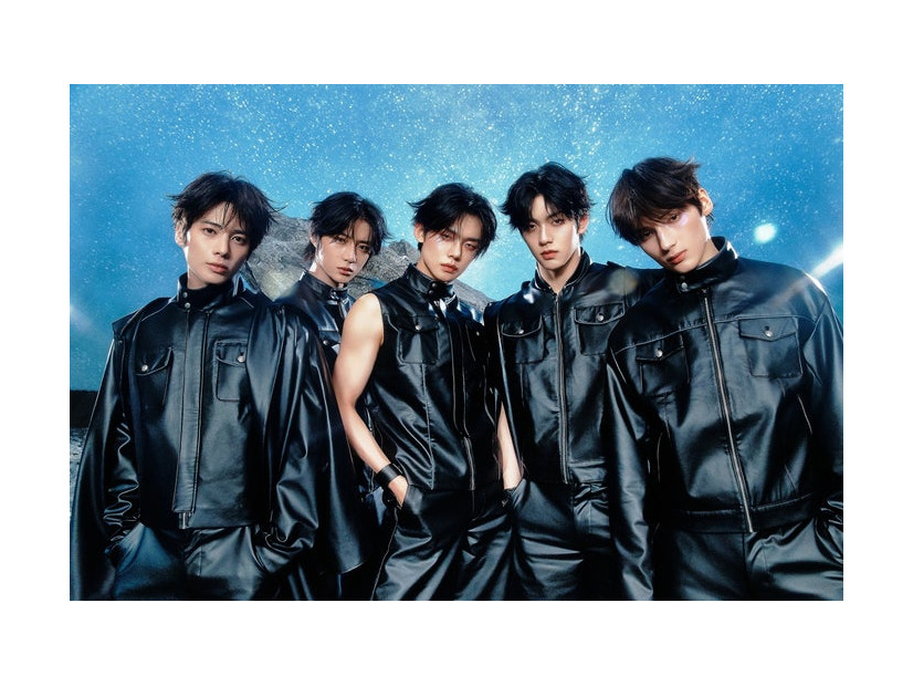 TOMORROW X TOGETHER（P）＆（C） BIGHIT MUSIC