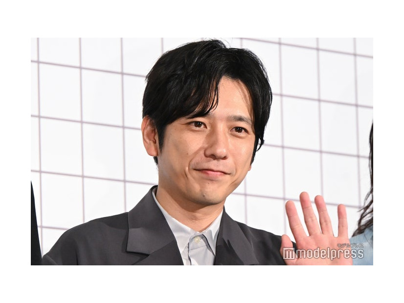 映画「８番出口」初日舞台挨拶に出席した二宮和也（C）モデルプレス