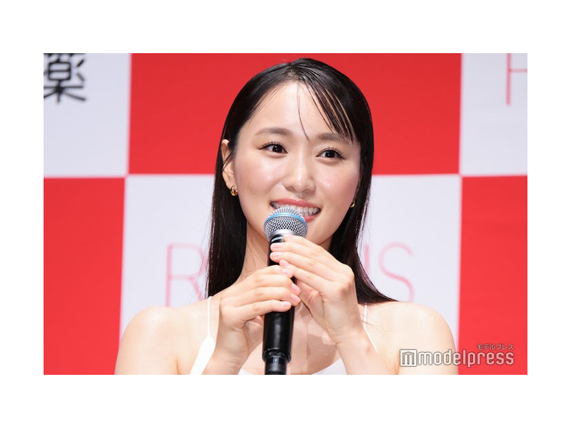 イベントに出席した菅井友香（C）モデルプレス