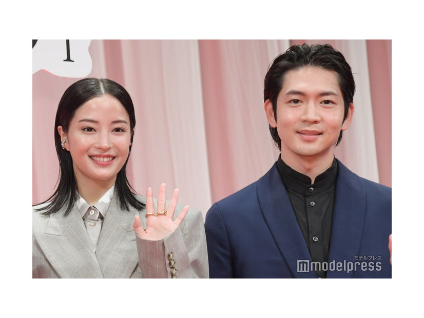 広瀬すず、松下洸平（C）モデルプレス