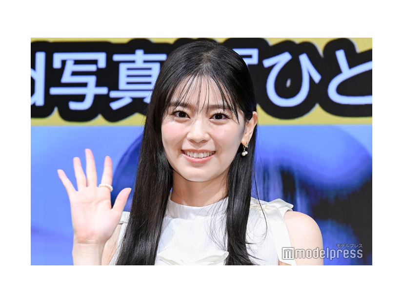 2nd写真集『ひとかけら』の発売記念会見に出席した坂井仁香（C）モデルプレス
