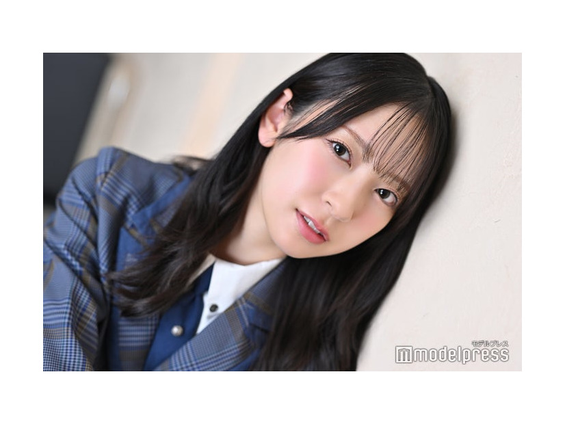 モデルプレスのインタビューに応じた金村美玖（C）モデルプレス