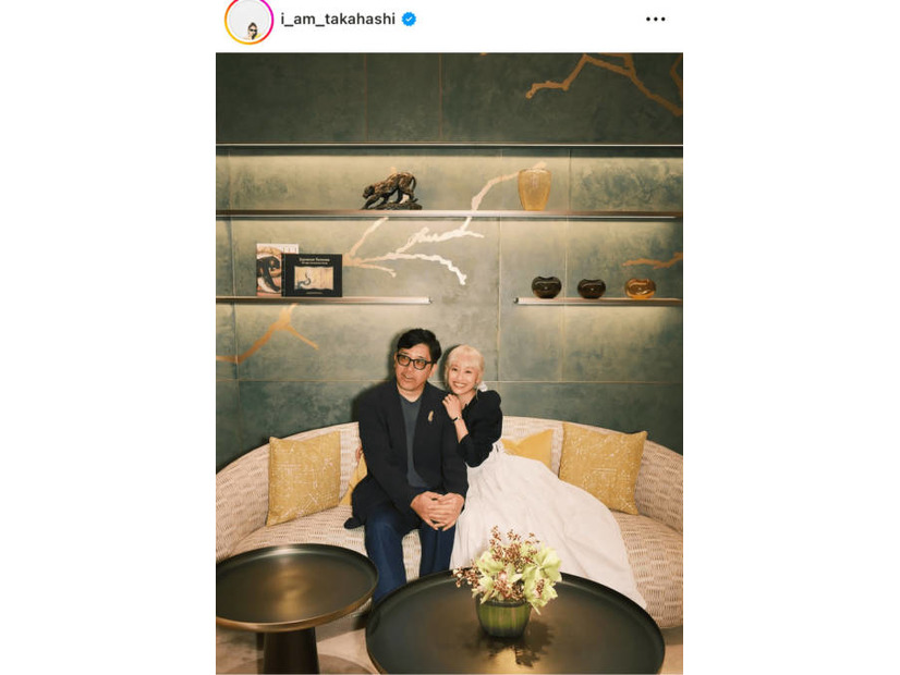 高橋愛、夫・あべこうじと寄り添ったラブラブ夫婦SHOTに反響「仲良し夫婦」「最高です」