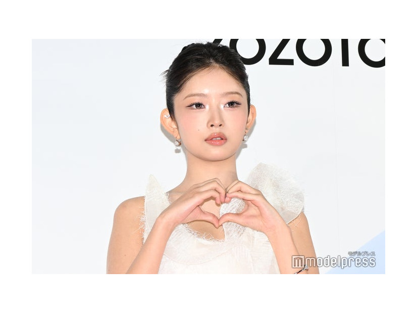 レイ／IVE（C）モデルプレス