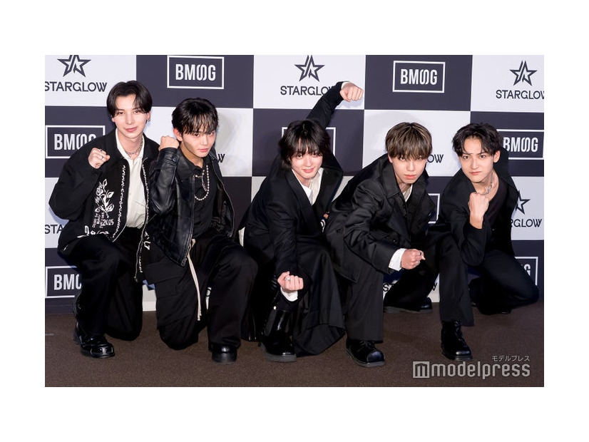 「BMSG 3rd BOYS GROUP【STARGLOW】プレデビュー記者会見」に出席したADAM、TAIKI、RUI、GOICHI、KANON（C）モデルプレス