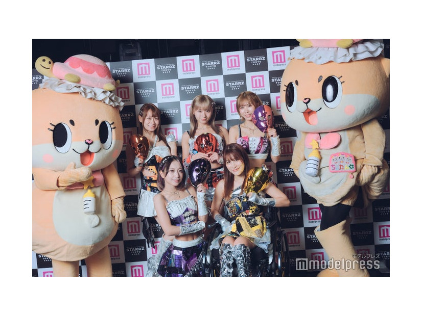 （後列左から）ちぃたん☆、小島夕佳、森下舞桜、陽向こはる、ちぃたん☆（前列左から）月野もあ、猪狩ともか（C）モデルプレス