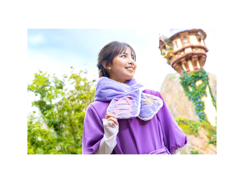 東京ディズニーシー「ファンタジースプリングス」の世界観あふれる新グッズが登場！みんなで着られるパーカーやマフラーも