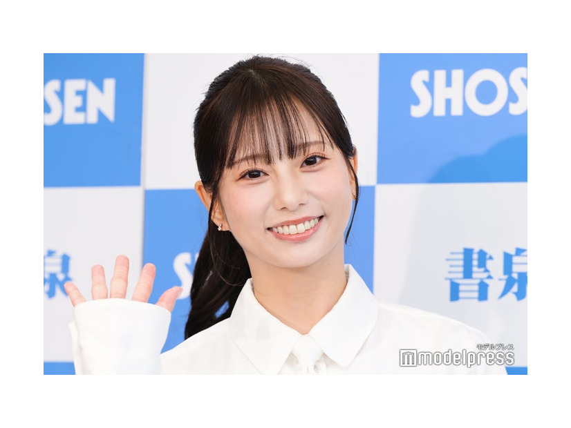 1st写真集 「PALETTE」発売記念会見に出席した林祐衣（C）モデルプレス