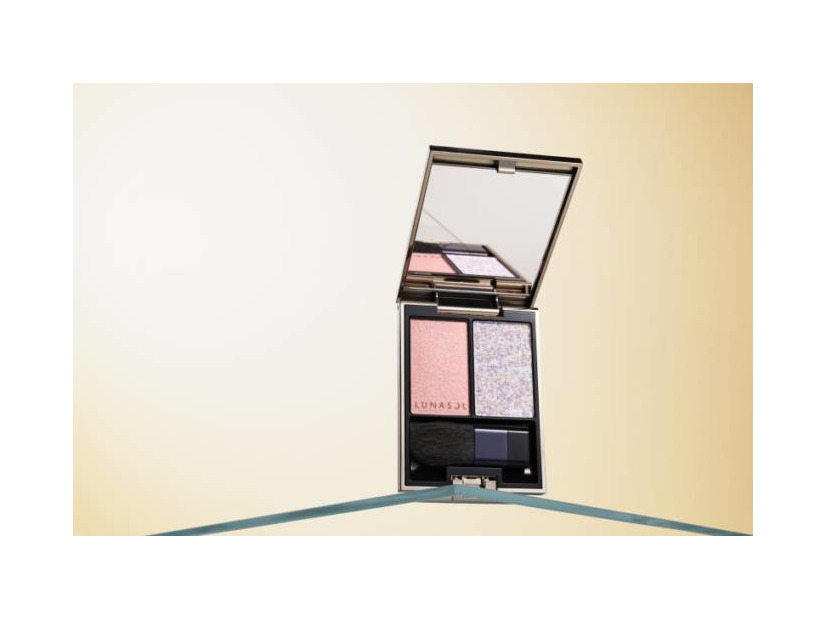 LUNASOL、2色セットのチークにつややかな血色感とまたたくような輝きを与える限定カラーが再登場