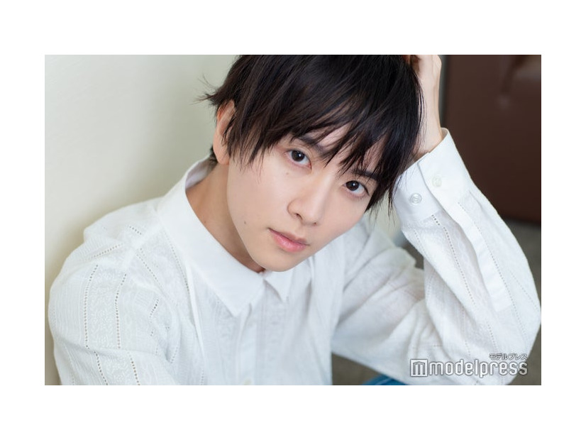 モデルプレスのインタビューに応じた板垣李光人（C）モデルプレス
