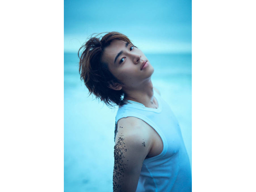 発売前には重版決定！庄司浩平、セルフプロデュース写真集で美麗カット＆純文学のような物語を展開