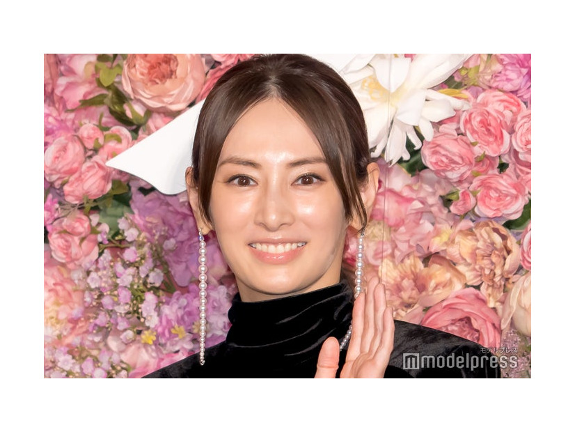 映画「ナイトフラワー」完成披露試写会舞台あいさつに出席した北川景子（C）モデルプレス