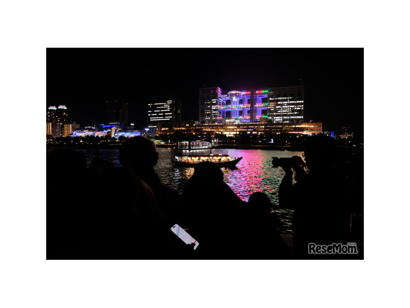 東京港夜景観賞ツアーでの夜景