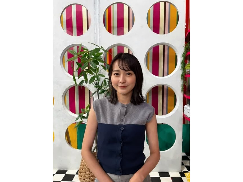 若林有子アナInstagramより