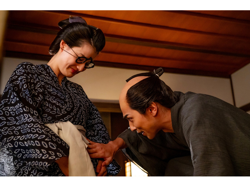 「ケガレ」とみなされた江戸の出産は命がけ。生んだあとも7日の徹夜を強いられ、場合によって産婆が「処分」を担った。そのオドロキの実態とは