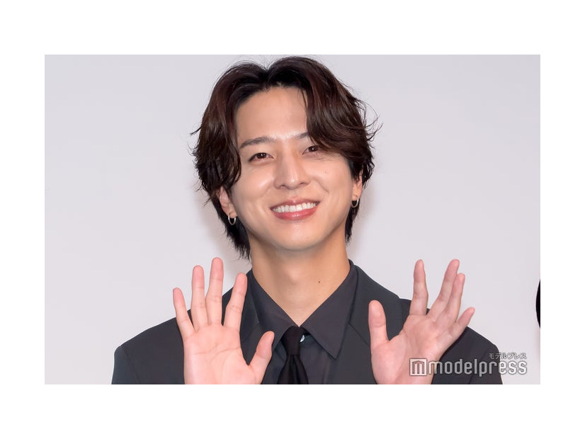 「初主演です！初主演です！」とアピールした寺西拓人（C）モデルプレス
