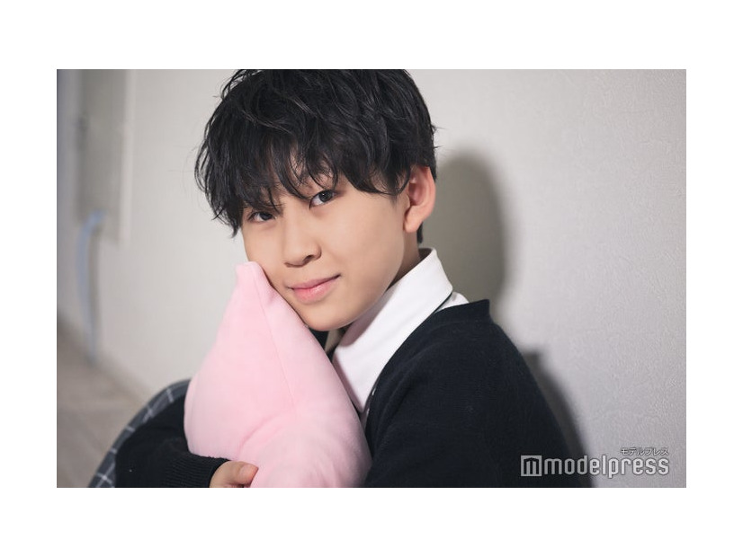 モデルプレスのインタビューに応じた豊田琥杏くん（C）モデルプレス