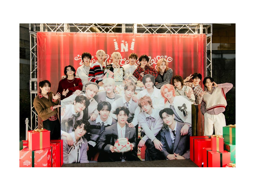 INI（左から）高塚大夢、西洸人、尾崎匠海、田島将吾、木村柾哉、後藤威尊、藤牧京介、松田迅、佐野雄大、許豊凡、池崎理人（C）LAPONE ENTERTAINMENT