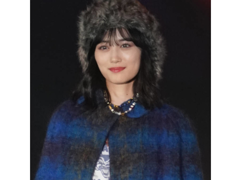 山下美月、透明感あふれるカメラ目線SHOTにファン悶絶「かわいすぎてキュンキュン」「破壊力やばい」