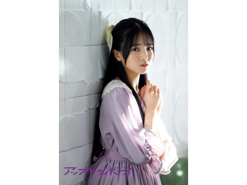 乃木坂46瀬戸口心月、かわいらしさを追求したグラビアにドキッ！あどけない表情で魅せる
