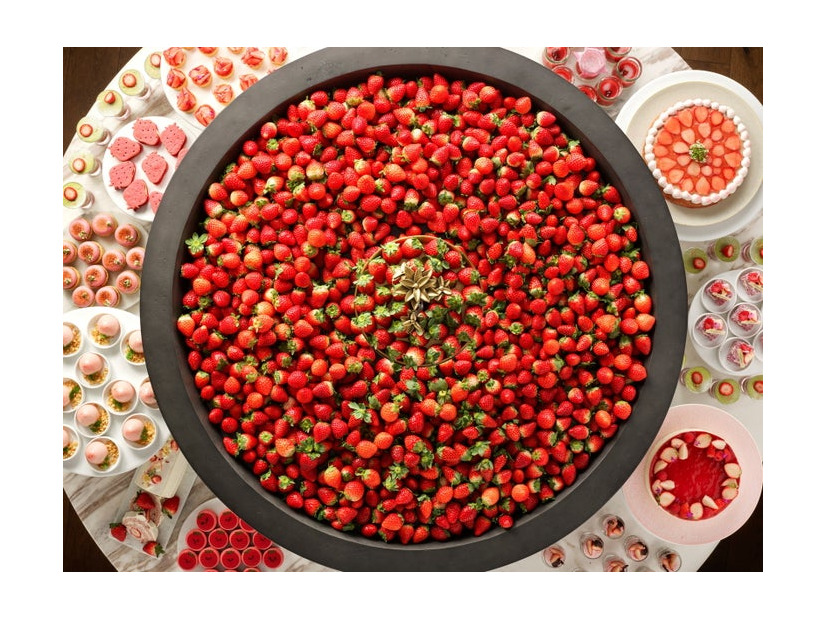 恋するいちごビュッフェ～It’s Strawesome！～（提供写真）