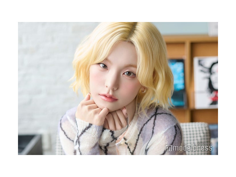 モデルプレスのインタビューに応じたイェジ（C）モデルプレス