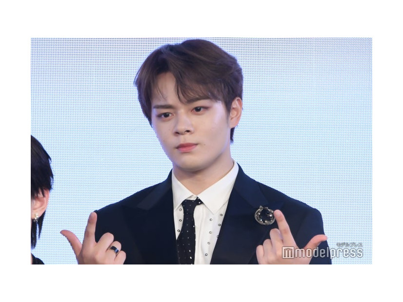 鶴房汐恩（C）モデルプレス