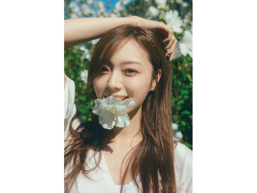 梅澤美波 2nd写真集／撮影：東京祐