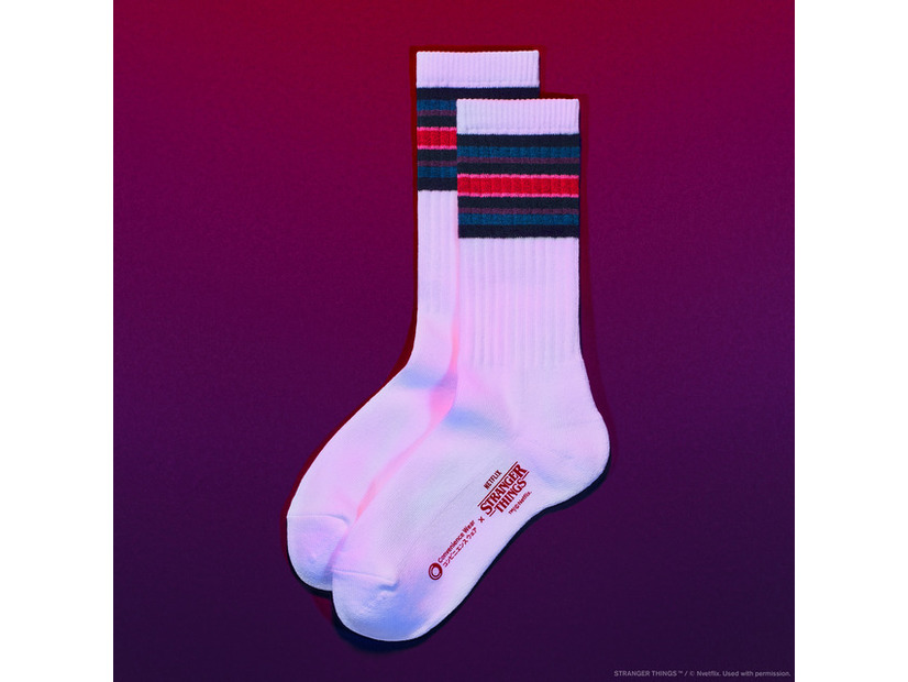 ラインソックス　546円（税込600円）