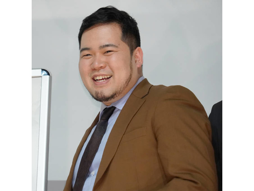 令和ロマン・松井ケムリ「バランスも凄かった」自身が使用したい爽やか香水をチョイス